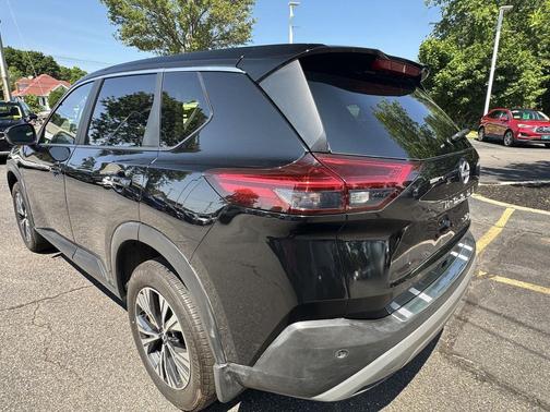 Super Black 2023 Nissan Rogue SV