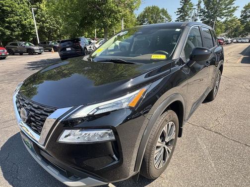 Super Black 2023 Nissan Rogue SV