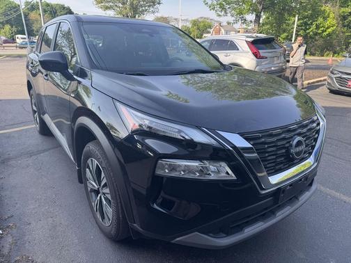 Super Black 2023 Nissan Rogue SV