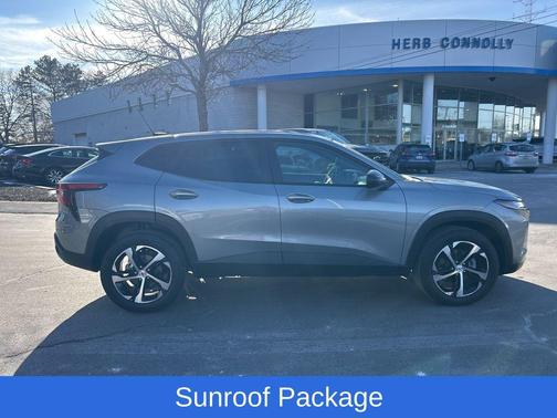 2025 Chevrolet Trax FWD 1RS