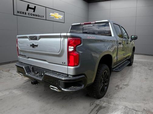 Sterling Gray Metallic 2026 Chevrolet Silverado 1500 LT Trail Boss
