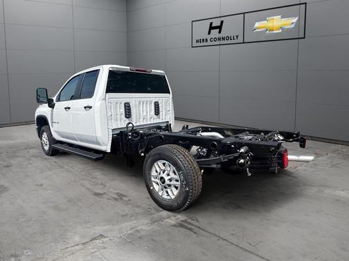 Summit White 2026 Chevrolet Silverado 2500 Double Cab, Long Bed, WT, 4WD
