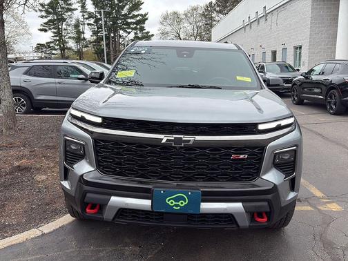 Sterling Gray Metallic 2024 Chevrolet Traverse AWD Z71