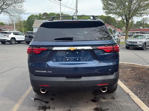 Northsky Blue Metallic 2023 Chevrolet Traverse LT Leather