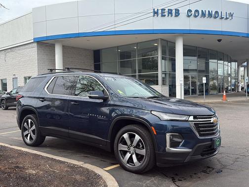 Northsky Blue Metallic 2023 Chevrolet Traverse LT Leather