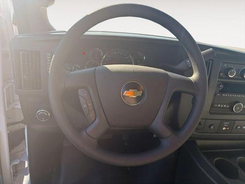 2025 Chevrolet Express 2500 Work Van