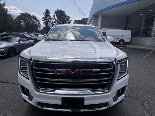 Summit White 2023 GMC Yukon SLT