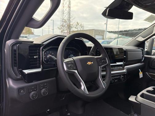 2026 Chevrolet Silverado 3500 LT