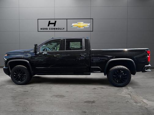 Black 2026 Chevrolet Silverado 2500 High Country