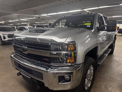 Silver Ice Metallic 2017 Chevrolet Silverado 2500 LT