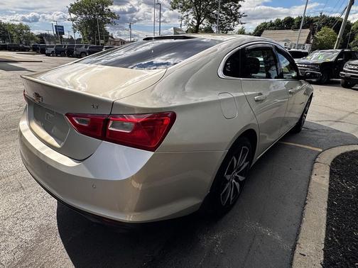 Champagne Silver Metallic 2016 Chevrolet Malibu 1LT
