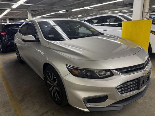 Champagne Silver Metallic 2016 Chevrolet Malibu 1LT