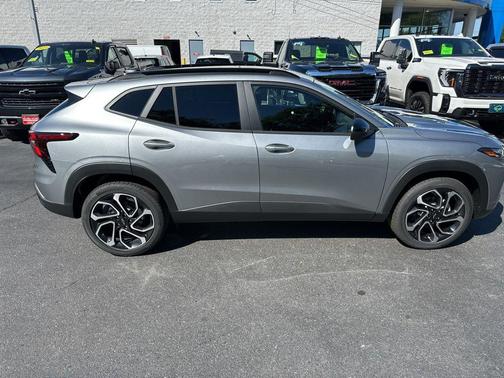 2026 Chevrolet Trax FWD 2RS