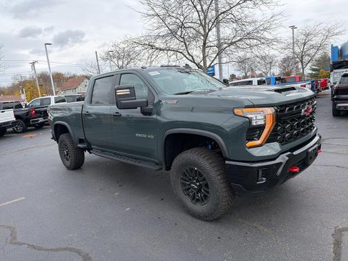 2026 Chevrolet Silverado 2500 Crew Cab, Standard Bed, XR2, 4WD