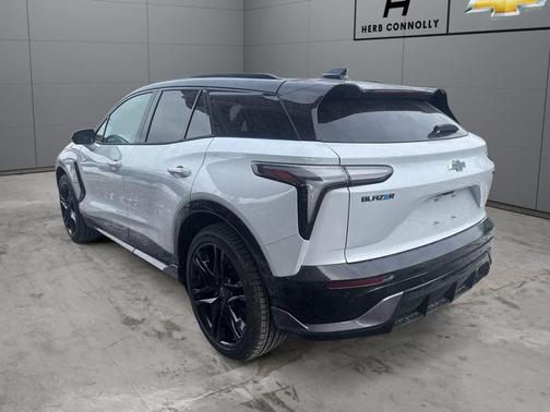 Polar White Tricoat 2026 Chevrolet Blazer EV SS AWD