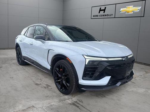 Polar White Tricoat 2026 Chevrolet Blazer EV SS AWD