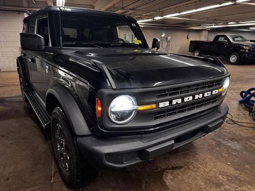 Shadow Black 2025 Ford Bronco Big Bend