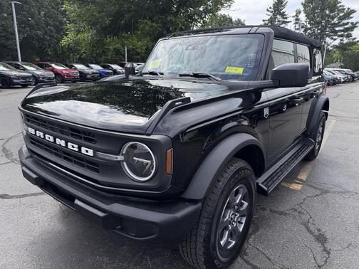 Shadow Black 2025 Ford Bronco Big Bend