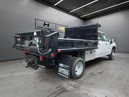 Summit White 2026 Chevrolet Silverado 3500 WT