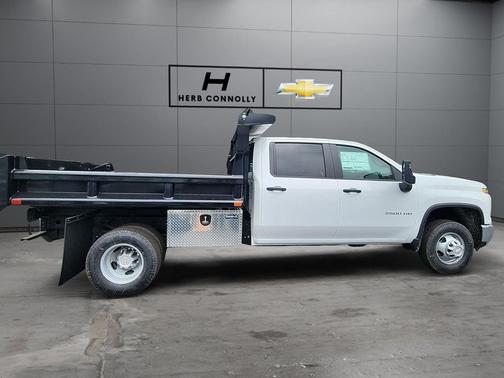 Summit White 2026 Chevrolet Silverado 3500 WT
