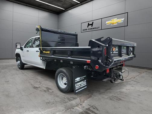 Summit White 2026 Chevrolet Silverado 3500 WT
