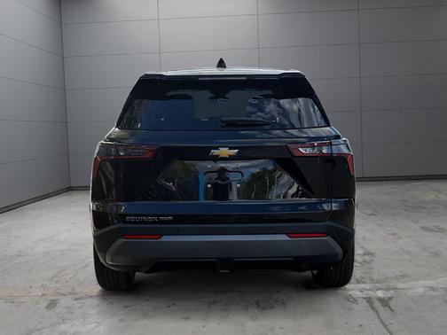 Mosaic Black Metallic 2027 Chevrolet Equinox 1LT