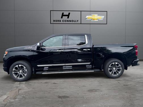 Black 2026 Chevrolet Silverado 1500 High Country