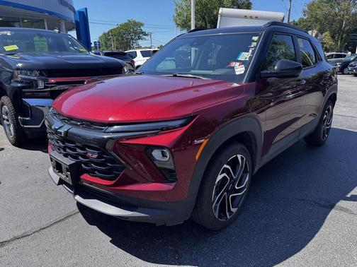 Crimson Metallic 2025 Chevrolet Trailblazer RS