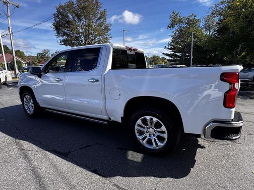 Summit White 2022 Chevrolet Silverado 1500 LTZ
