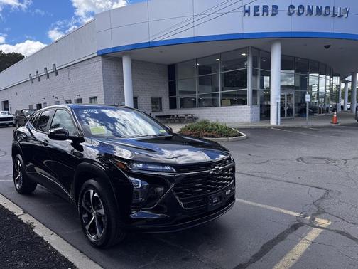 Mosaic Black Metallic 2024 Chevrolet Trax FWD 1RS