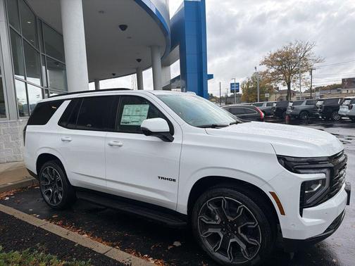 2026 Chevrolet Tahoe 4WD RST