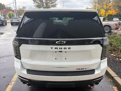 2026 Chevrolet Tahoe 4WD RST