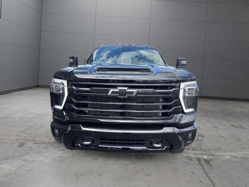 Black 2026 Chevrolet Silverado 2500 High Country