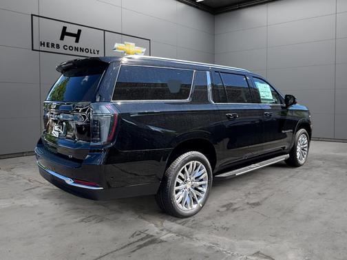 Black 2026 Chevrolet Suburban LT