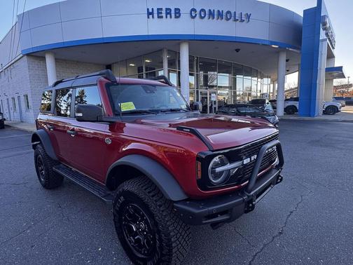 Hot Pepper Red Tinted Clearcoat 2023 Ford Bronco Wildtrak