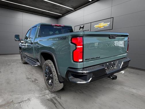 Cypress Gray 2026 Chevrolet Silverado 2500 LT
