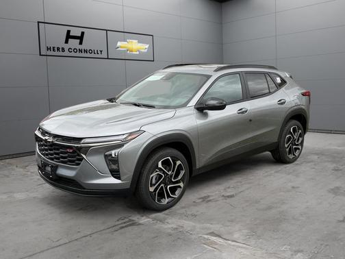Sterling Gray Metallic 2026 Chevrolet Trax FWD 2RS
