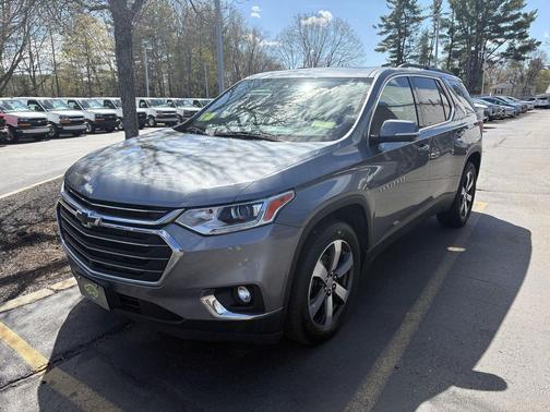Satin Steel Metallic 2020 Chevrolet Traverse LT Leather