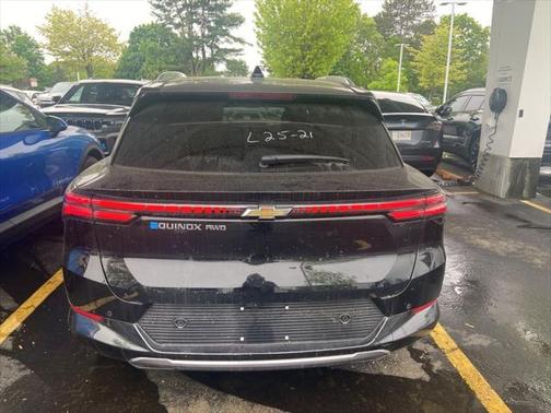 2025 Chevrolet Equinox EV LT