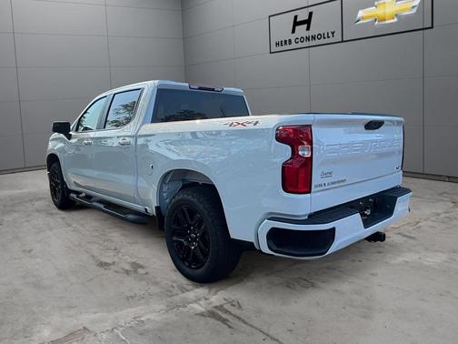 Summit White 2026 Chevrolet Silverado 1500 RST
