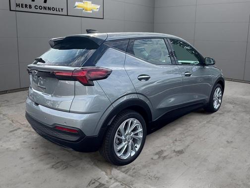 Sterling Gray Metallic 2027 Chevrolet Bolt LT FWD