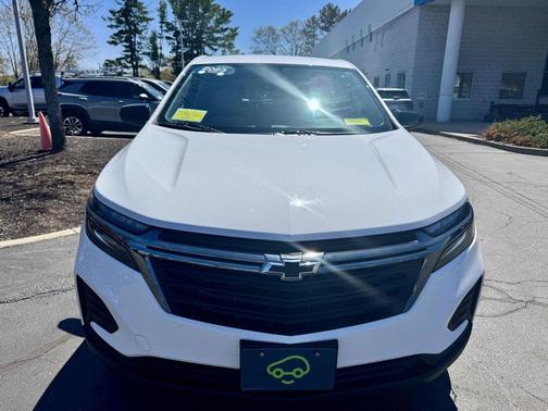 Summit White 2023 Chevrolet Equinox LS