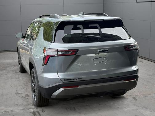 Sterling Gray Metallic 2026 Chevrolet Equinox 1LT