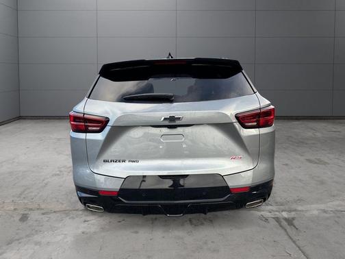 Sterling Gray Metallic 2026 Chevrolet Blazer RS