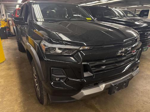 Black 2023 Chevrolet Colorado Z71