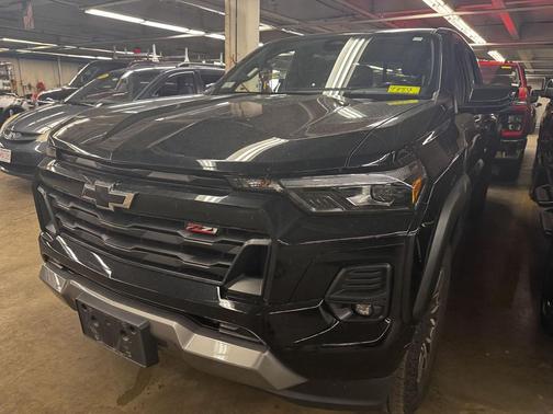 Black 2023 Chevrolet Colorado Z71