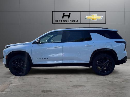 Polar White Tricoat 2027 Chevrolet Traverse RS