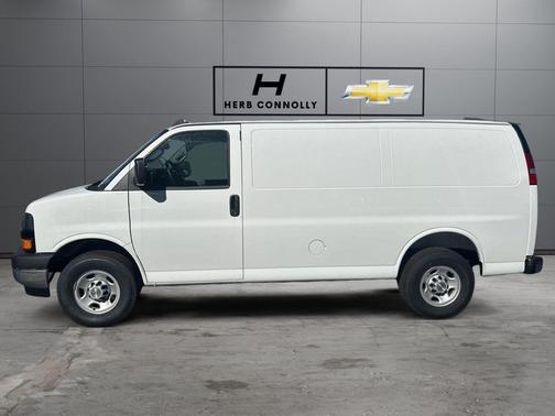 Summit White 2025 Chevrolet Express 2500 LT