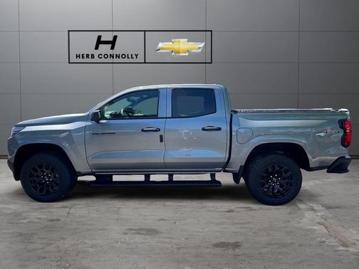 Sterling Gray Metallic 2026 Chevrolet Colorado WT