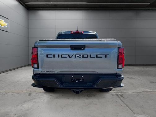 Sterling Gray Metallic 2026 Chevrolet Colorado WT